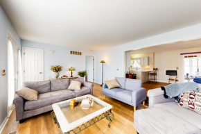 Maplewood --- 30 Bryn Mawr Dr.